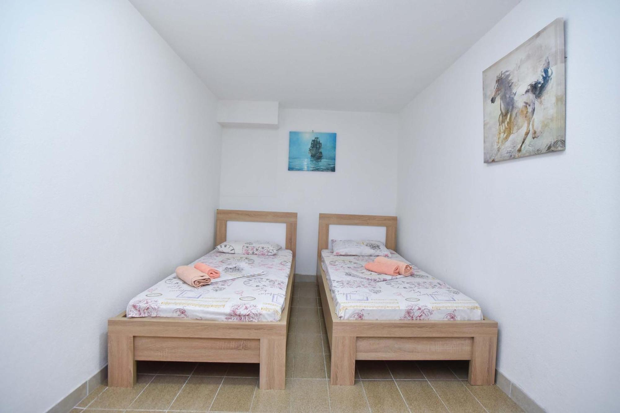 Vila Lucice Petrovac エクステリア 写真