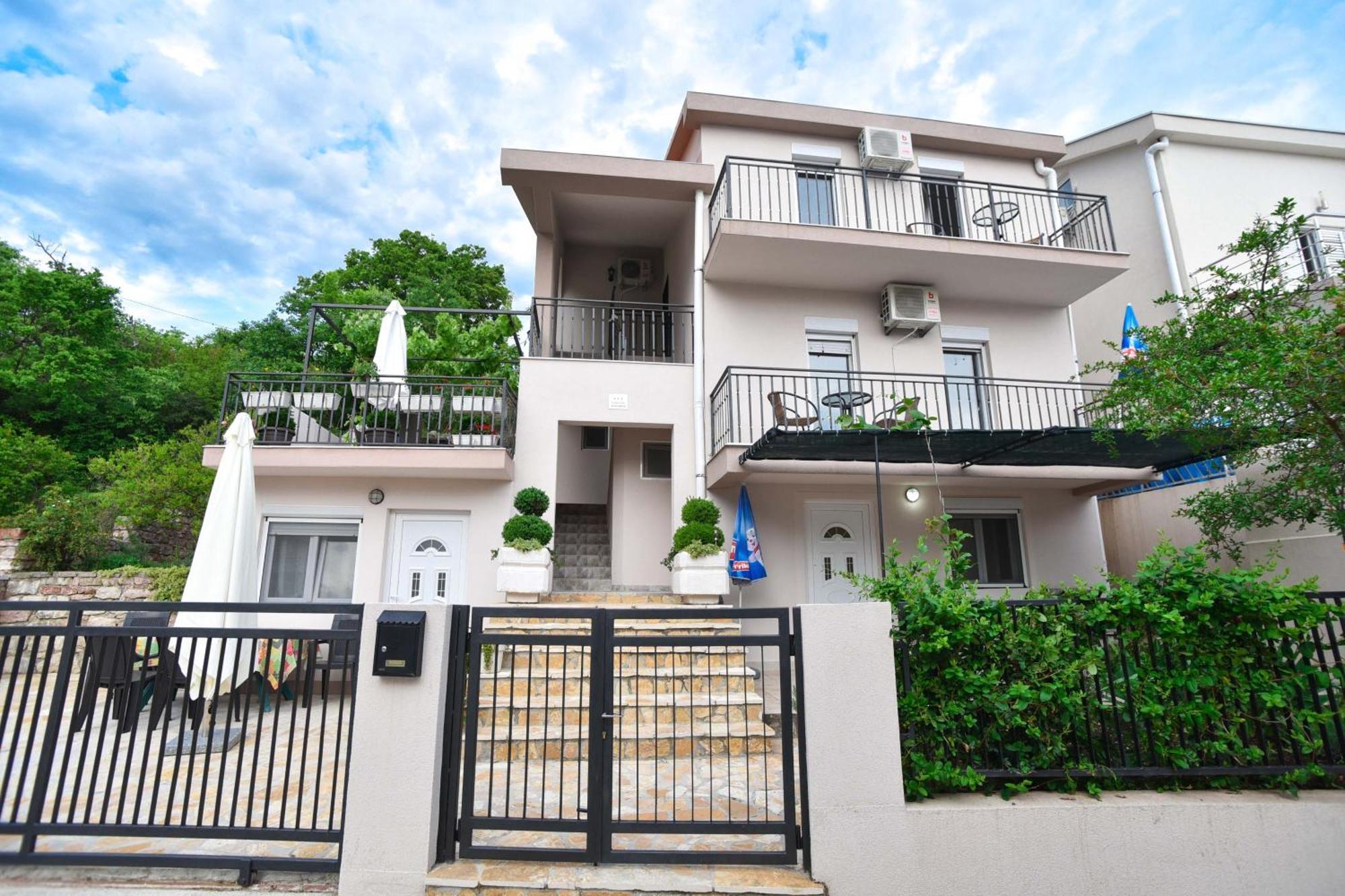 Vila Lucice Petrovac エクステリア 写真