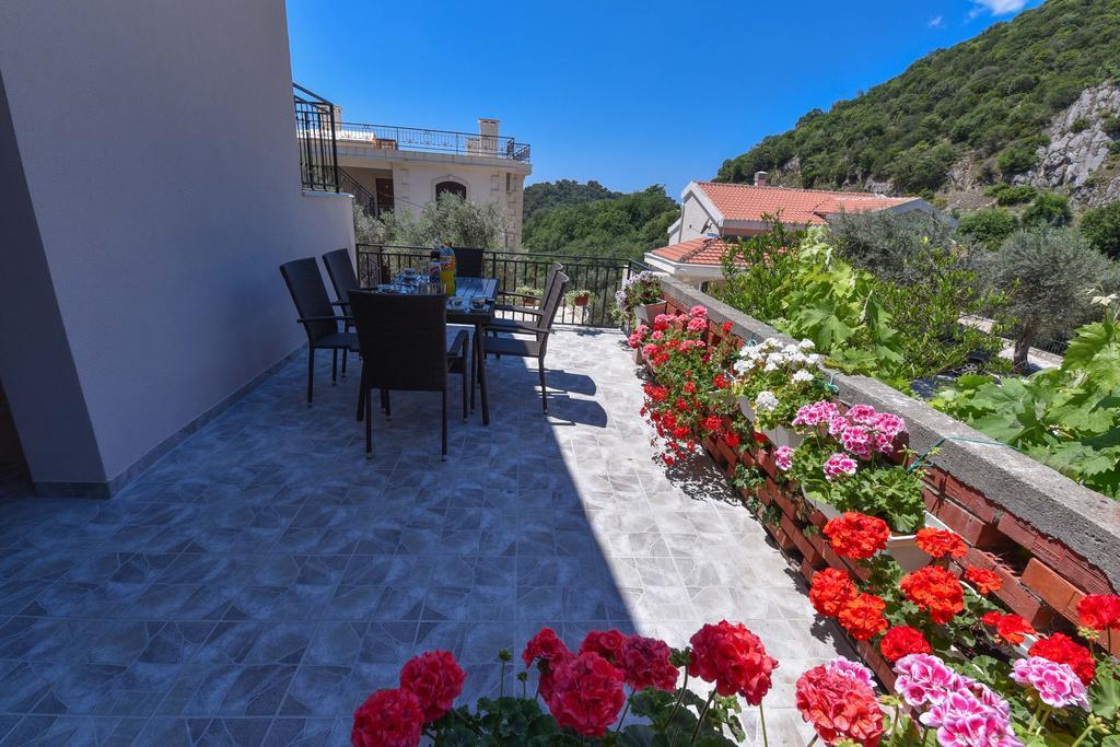 Vila Lucice Petrovac エクステリア 写真