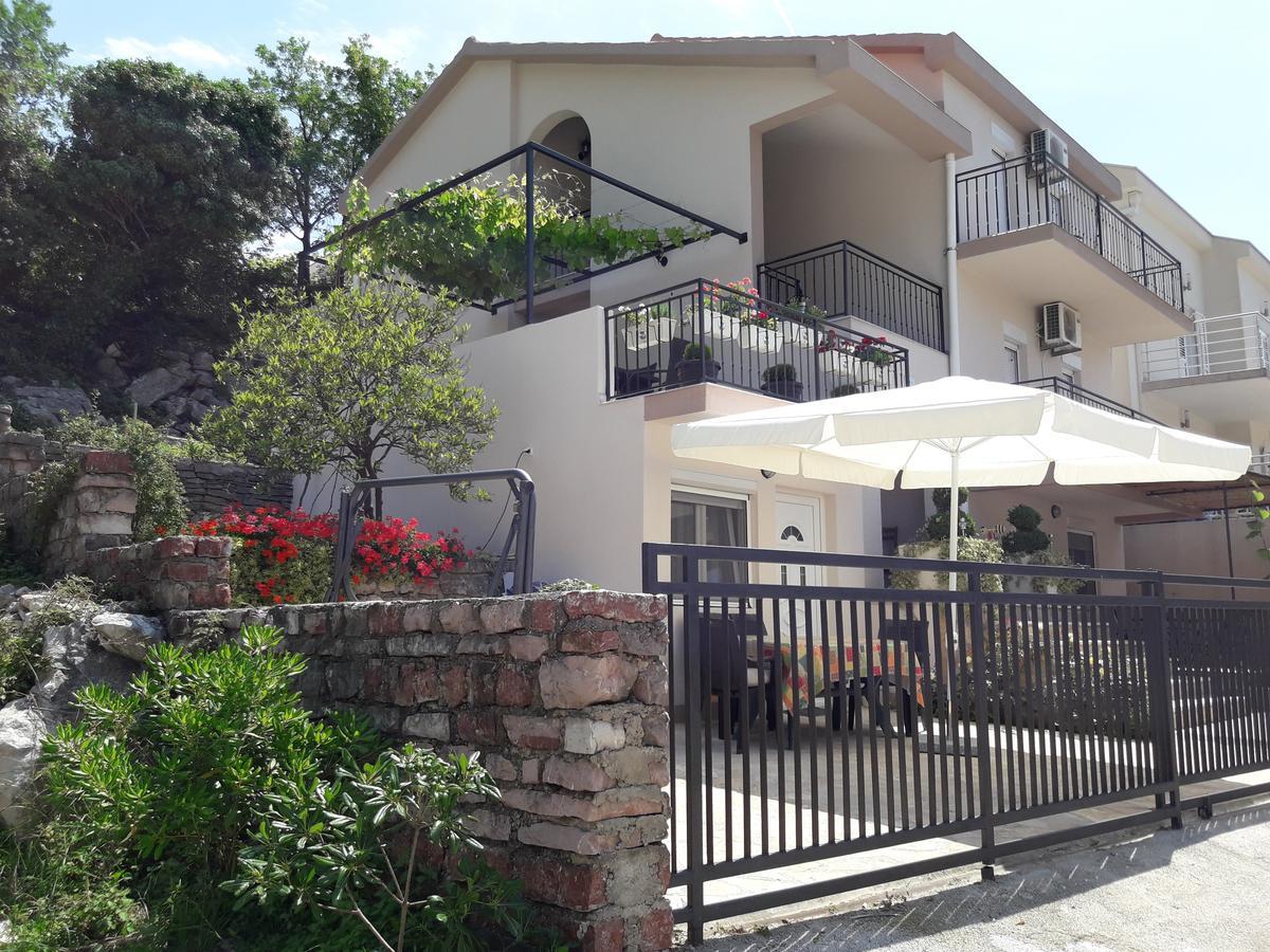 Vila Lucice Petrovac エクステリア 写真